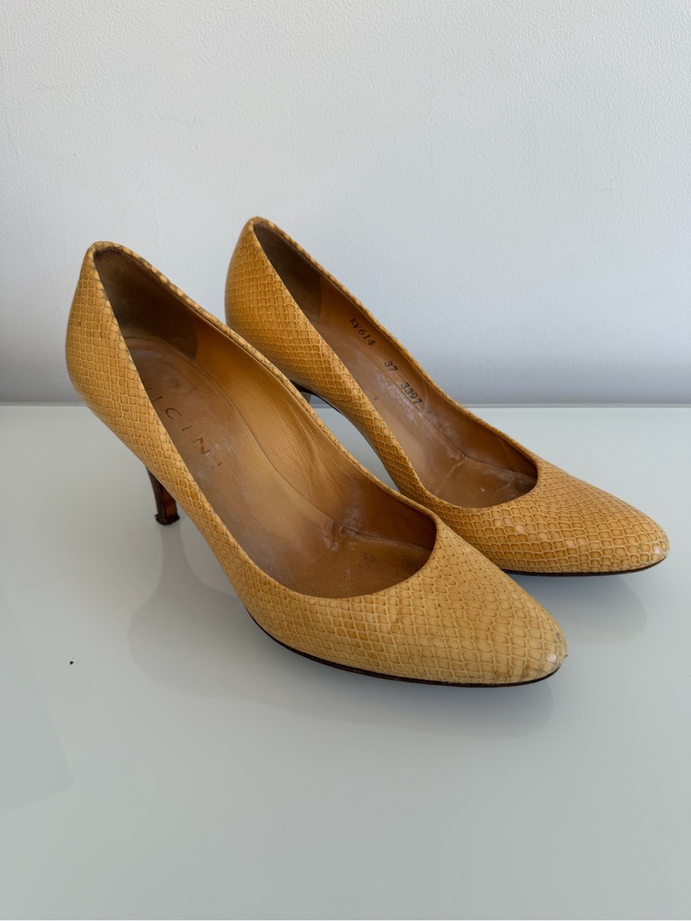 Vicini Yellow Snake Print Heels Size 37